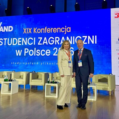 JMR prof. Olszak oraz Prorektor prof. Dyduch