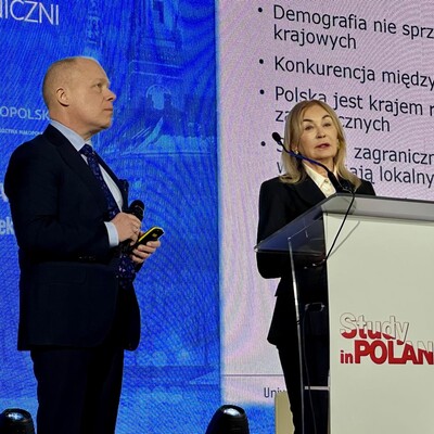 JMR prof. Olszak oraz Prorektor prof. Dyduch